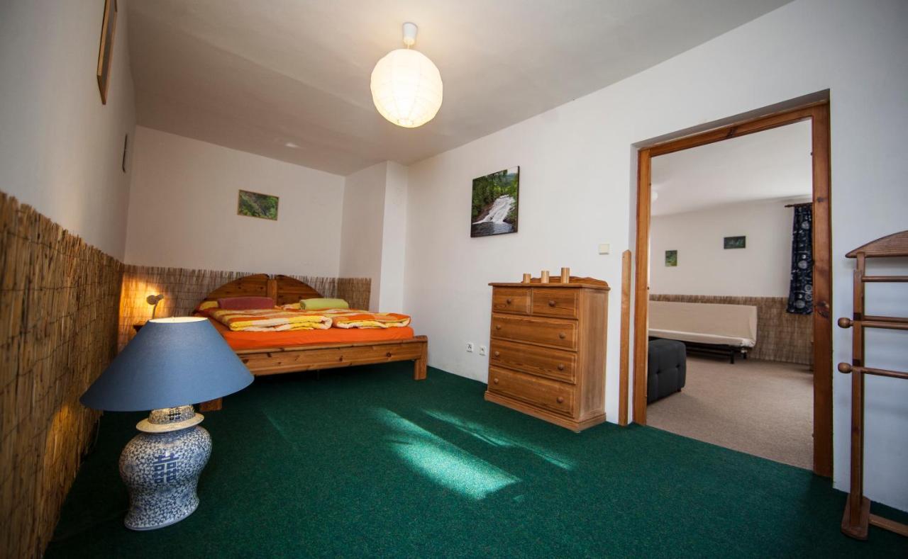 Vegzion - Vegan B&B Svoboda nad Úpou Екстериор снимка
