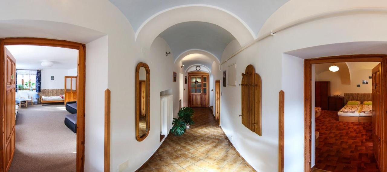 Vegzion - Vegan B&B Svoboda nad Úpou Екстериор снимка