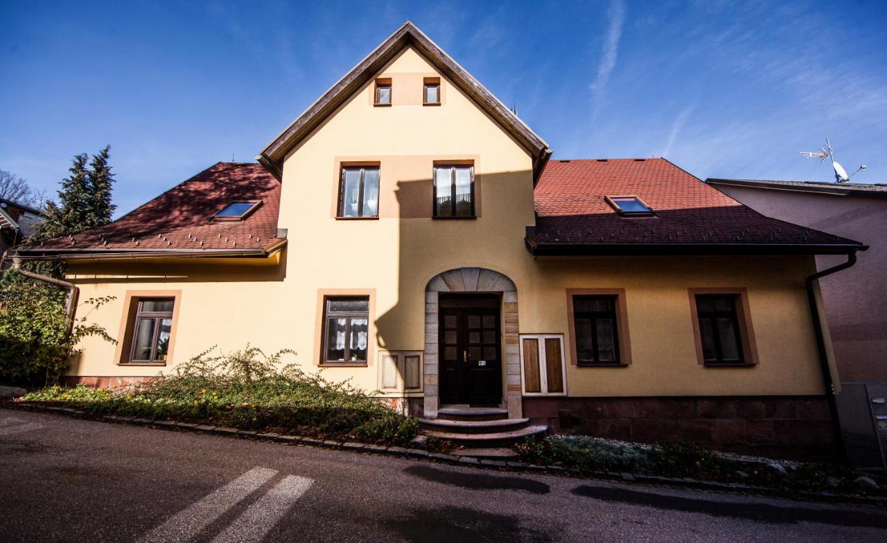 Vegzion - Vegan B&B Svoboda nad Úpou Екстериор снимка